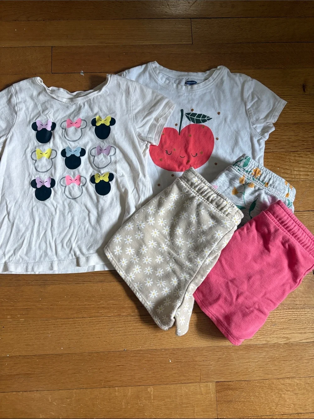 Girls 4T 5 piece Old Navy/Gap Bundle